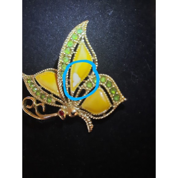Butterfly Vintage Brooch Gold Tone Green Rhinestones  Yellow Enamel AS IS - Picture 7 of 8